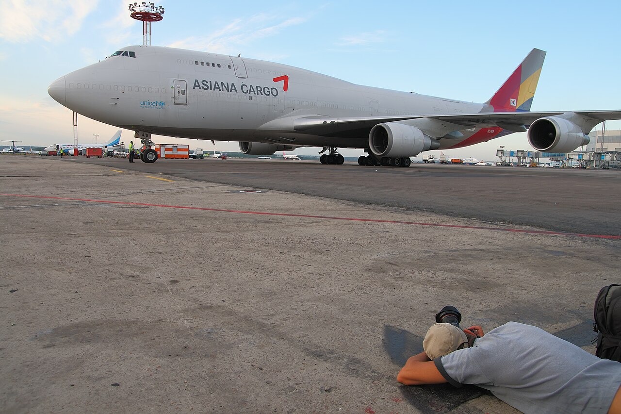 File photo: File photo of an Asiana Cargo Boeing 747-400 freighter at Moscow-Domodedovo Airport. Illustrative context; not a photograph of the reported event.